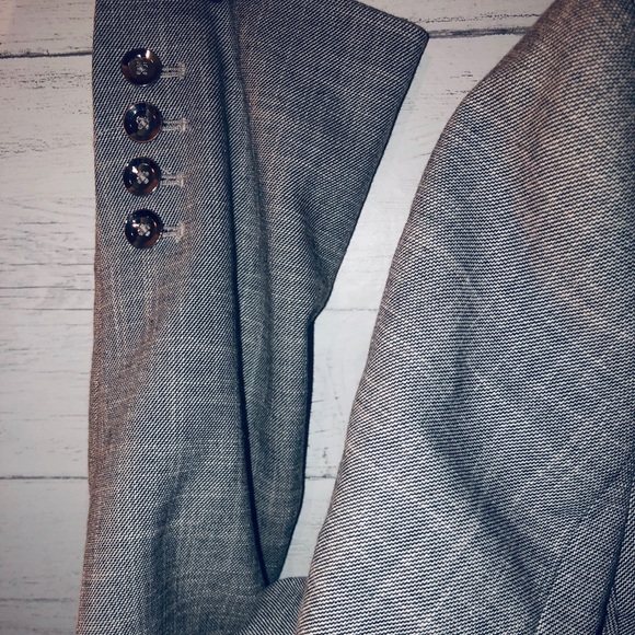 WHBM gray blazer size 0 - Picture 7 of 7